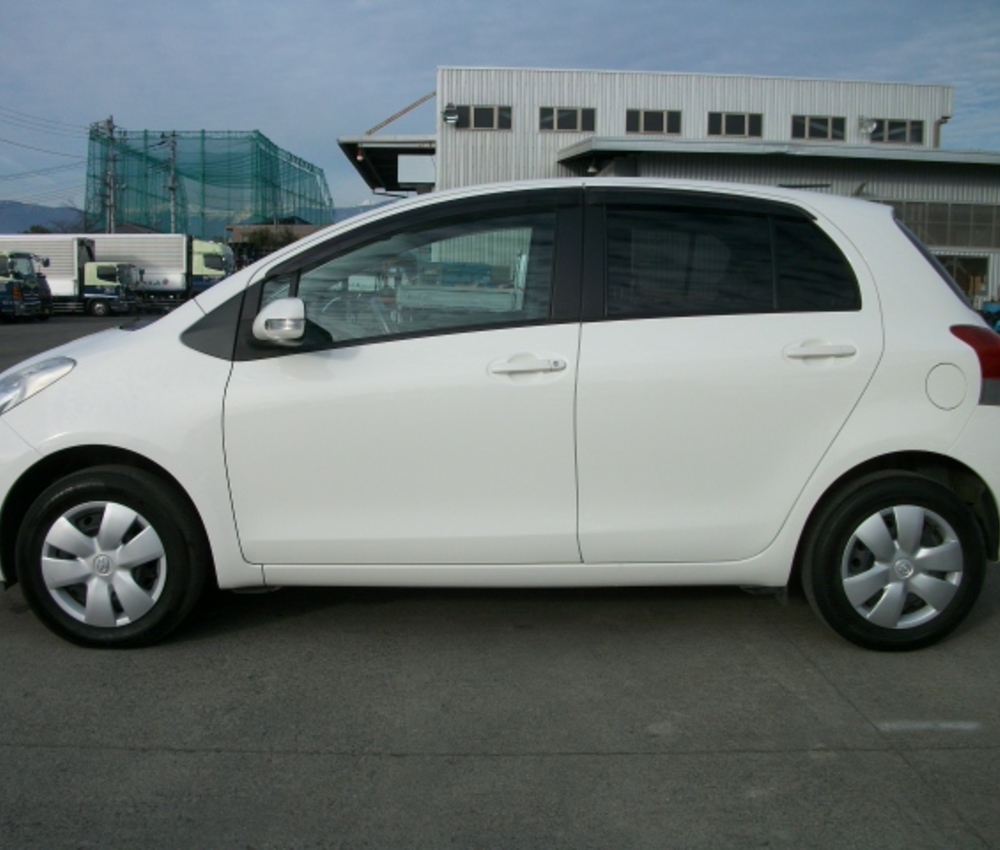 トヨタ・ヴィッツ